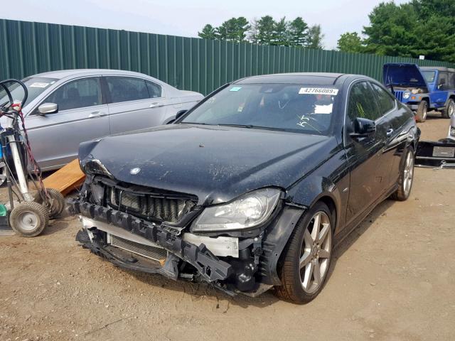 WDDGJ8JB4CF888009 - 2012 MERCEDES-BENZ C 350 4MAT BLACK photo 2