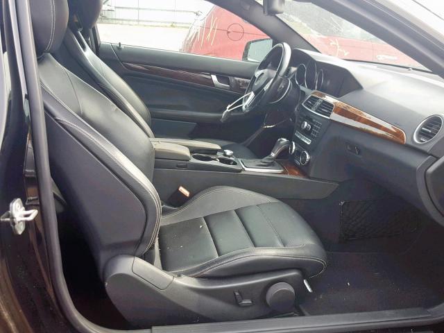 WDDGJ8JB4CF888009 - 2012 MERCEDES-BENZ C 350 4MAT BLACK photo 5