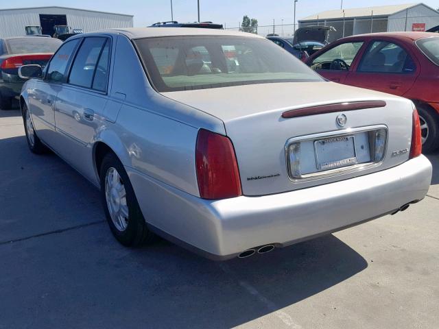 1G6KD54Y03U102117 - 2003 CADILLAC DEVILLE SILVER photo 3