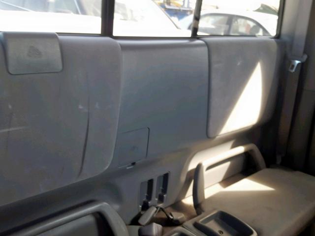 5TETU62N15Z141874 - 2005 TOYOTA TACOMA PRE WHITE photo 6