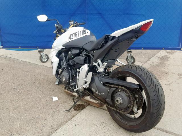 ZDCSC6014DF210141 - 2013 HONDA CB1000 R WHITE photo 3