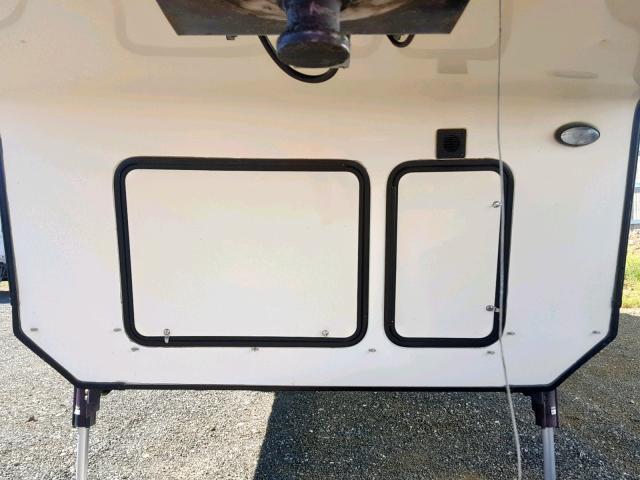 4YDF37921F4701871 - 2015 KEYSTONE MONTANA TWO TONE photo 8