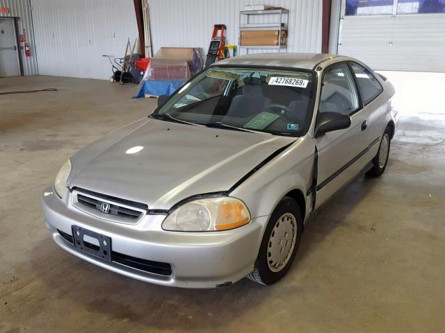 1HGEJ6125VL073829 - 1997 HONDA CIVIC DX SILVER photo 2