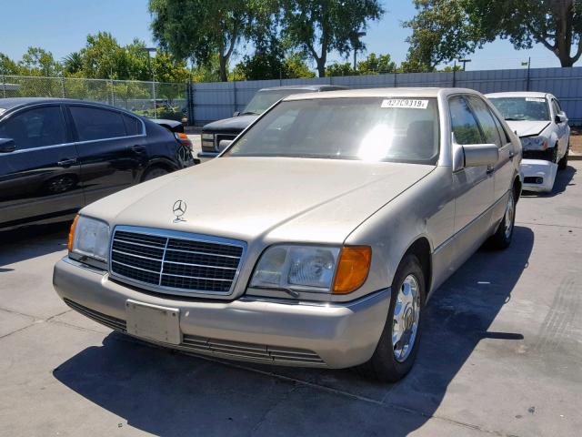 WDBGA32E5NA040001 - 1992 MERCEDES-BENZ 300 SE GOLD photo 2