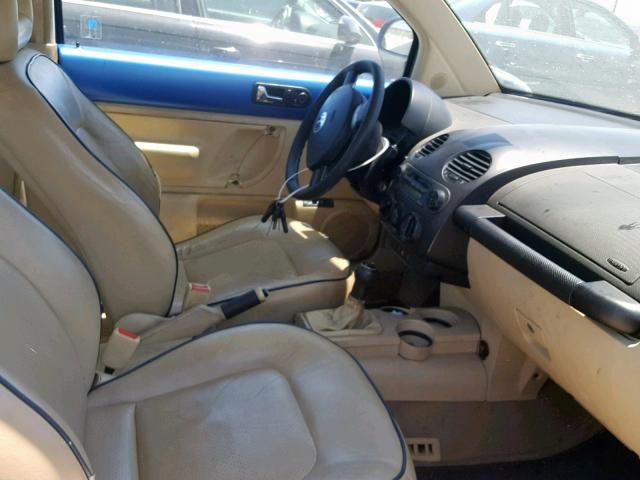 3VWBB61C6WM002160 - 1998 VOLKSWAGEN NEW BEETLE BLUE photo 5