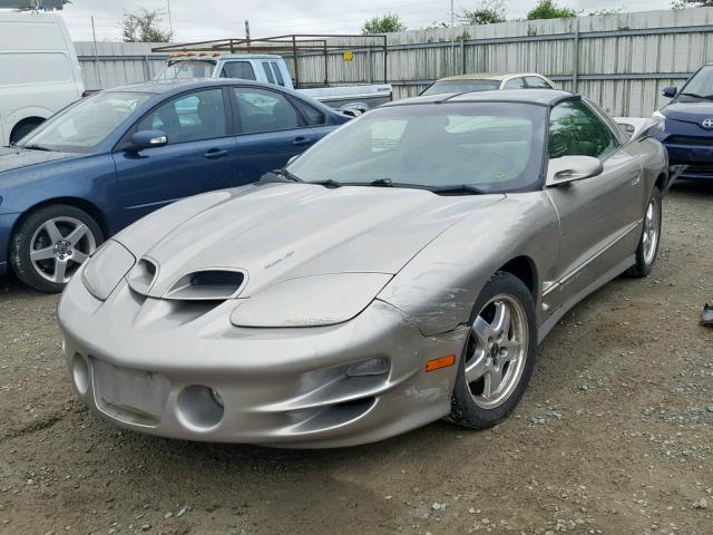 2G2FV22G122112684 - 2002 PONTIAC FIREBIRD F BEIGE photo 2