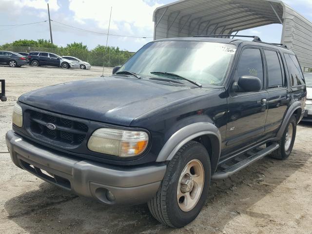 1FMZU32E8XUC23018 - 1999 FORD EXPLORER BLACK photo 2