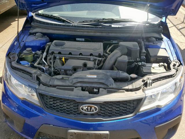 KNAFU6A21A5308345 - 2010 KIA FORTE EX BLUE photo 7