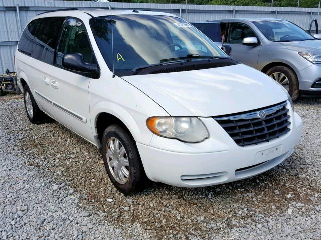 2A4GP54L96R887389 - 2006 CHRYSLER TOWN & COU WHITE photo 1