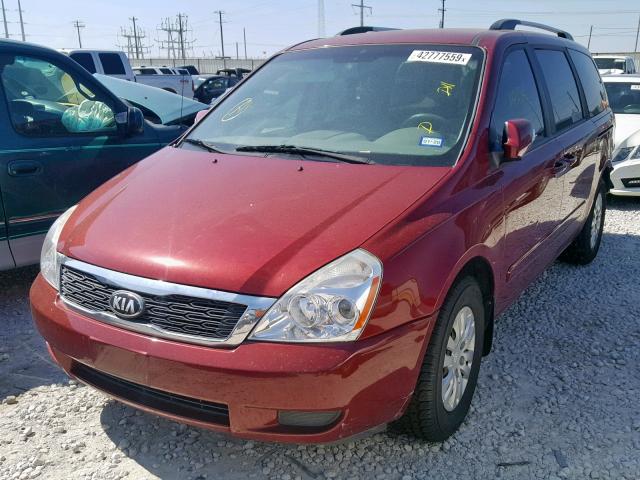 KNDMG4C74C6507613 - 2012 KIA SEDONA LX RED photo 2