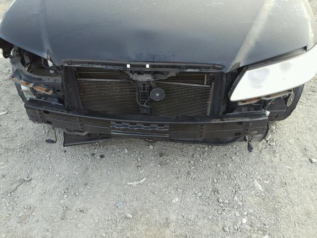 KMHFC46F76A104228 - 2006 HYUNDAI AZERA SE BLACK photo 9