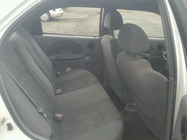 KL1TD52685B359809 - 2005 CHEVROLET AVEO BASE Ақ фото 6