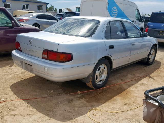 JT2BG12KXT0377196 - 1996 TOYOTA CAMRY DX BLUE photo 4