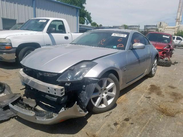 JN1AZ34D65M609492 - 2005 NISSAN 350Z COUPE SILVER photo 2