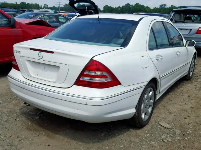 WDBRF87H46F765037 - 2006 MERCEDES-BENZ C 350 4MAT WHITE photo 4