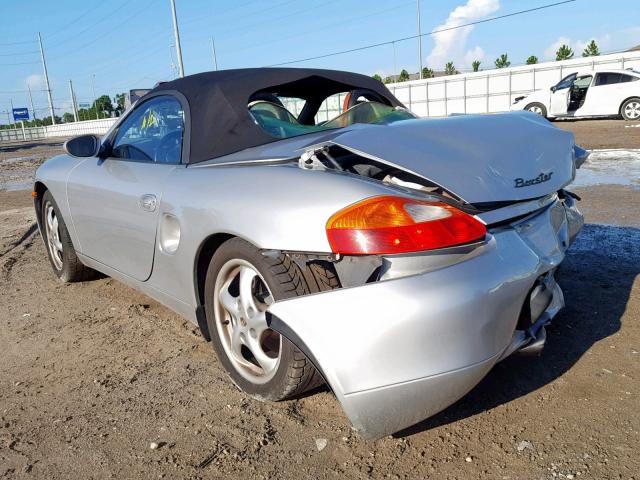 WP0CA2982XU621953 - 1999 PORSCHE BOXSTER SILVER photo 3