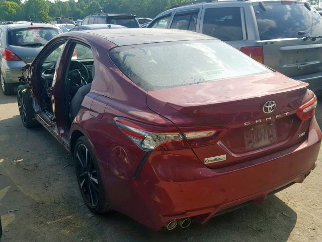 4T1B61HK4JU514779 - 2018 TOYOTA CAMRY XSE RED photo 3