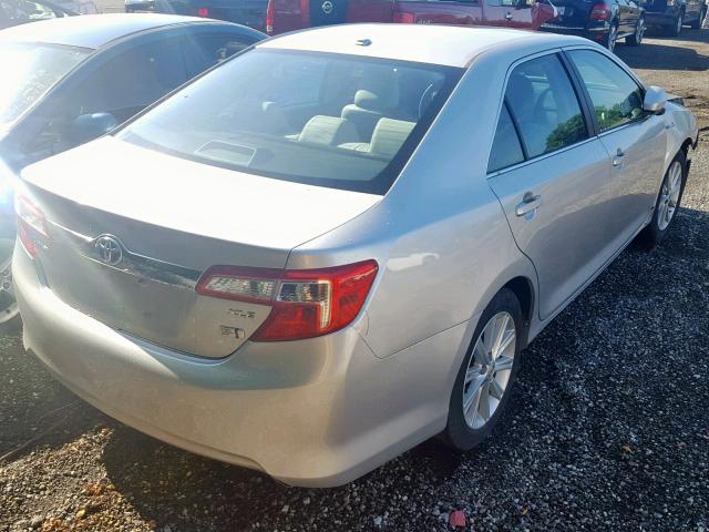 4T1BD1FKXEU104521 - 2014 TOYOTA CAMRY HYBR SILVER photo 4