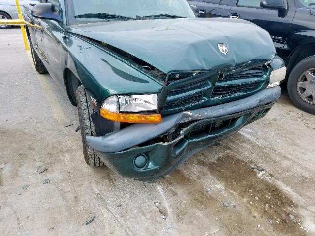 1B7GL22X5XS241174 - 1999 DODGE DAKOTA GREEN photo 9