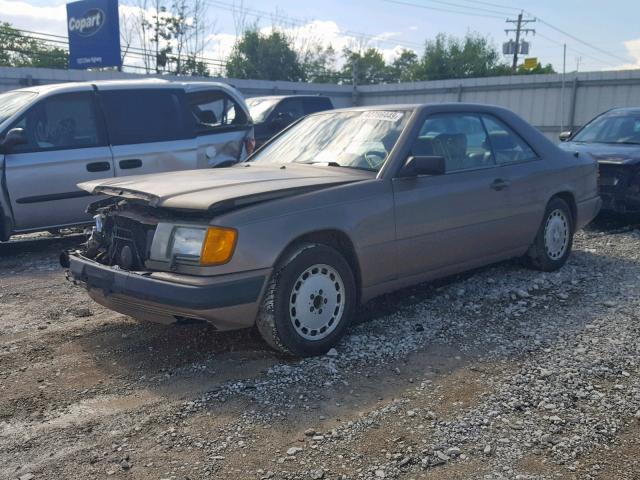 WDBEA50D9JA810742 - 1988 MERCEDES-BENZ 300 CE BEIGE photo 2