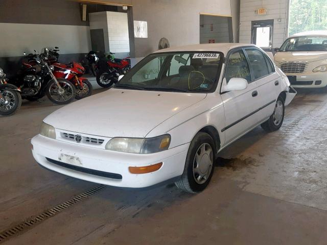 2T1BB02E7TC156106 - 1996 TOYOTA COROLLA DX WHITE photo 2