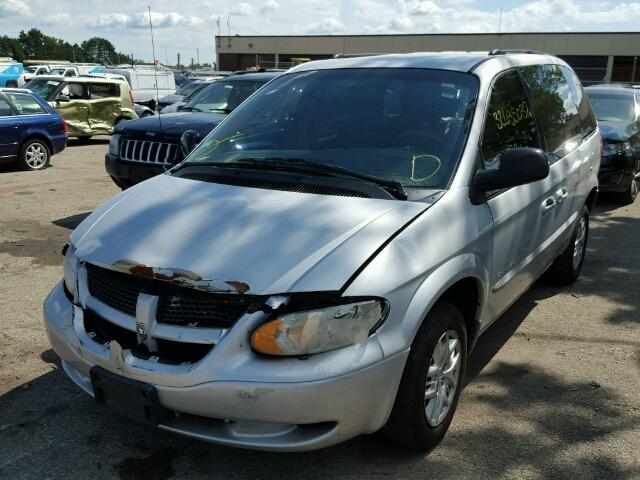 1B4GP45311B144681 - 2001 DODGE CARAVAN SP SILVER photo 2