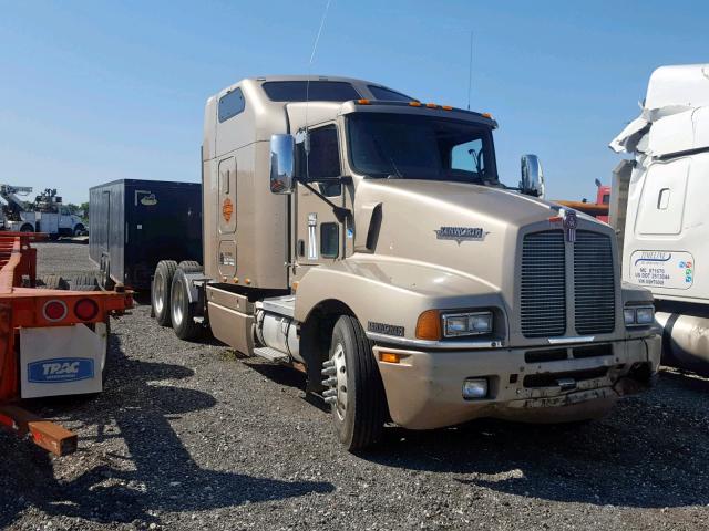 1XKADU9X37J208561 - 2007 KENWORTH CONSTRUCTI BEIGE photo 1