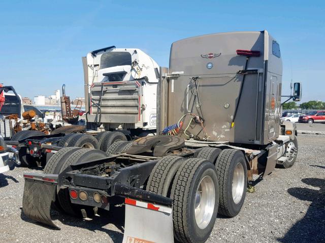 1XKADU9X37J208561 - 2007 KENWORTH CONSTRUCTI BEIGE photo 4