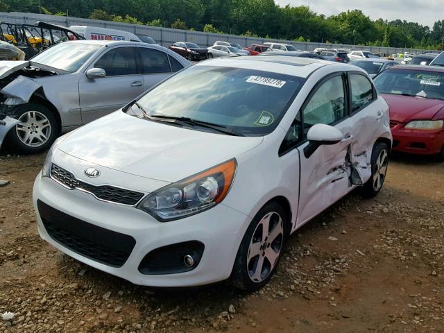 KNADN5A32D6160079 - 2013 KIA RIO EX WHITE photo 2