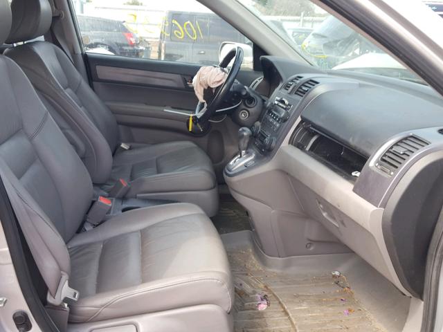 5J6RE48799L031626 - 2009 HONDA CR-V EXL SILVER photo 5