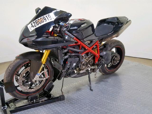 ZDM1XBLWXBB030890 - 2011 DUCATI SUPERBIKE BLACK photo 4