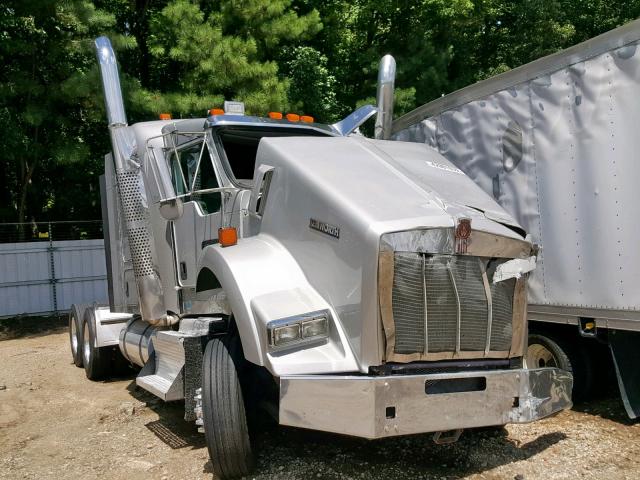 1XKDDP9X5EJ392946 - 2014 KENWORTH CONSTRUCTI SILVER photo 1