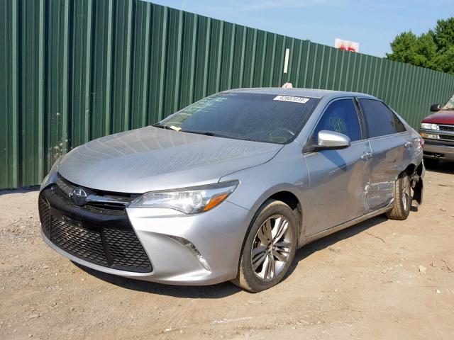 4T1BF1FK6FU027691 - 2015 TOYOTA CAMRY LE SILVER photo 2