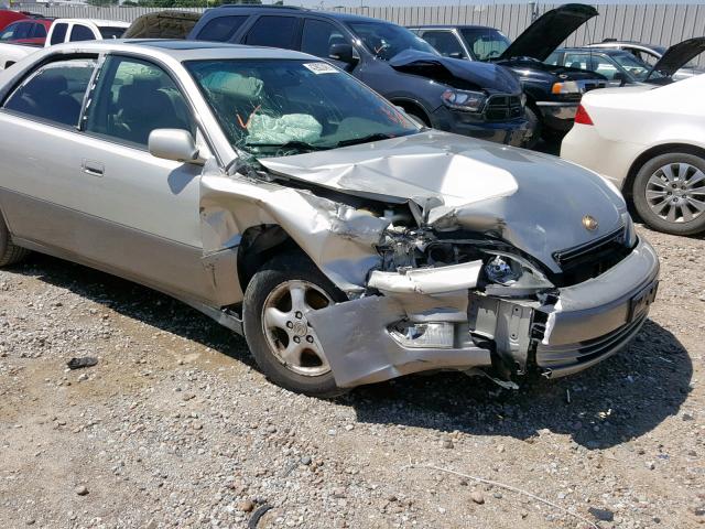 JT8BF28G2W5037789 - 1998 LEXUS ES 300 SILVER photo 9