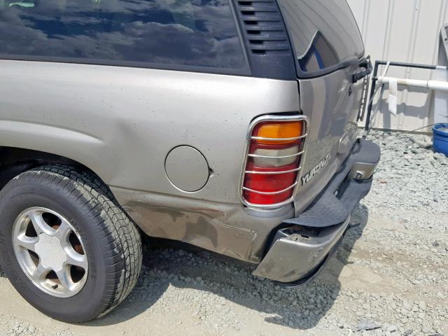 1GKFK66U52J311832 - 2002 GMC DENALI XL TAN photo 9