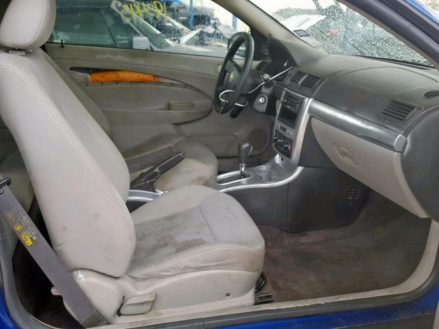 1G1AK12F257673126 - 2005 CHEVROLET COBALT BLUE photo 5