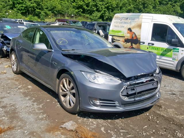 5YJSA1CN3DFP26493 - 2013 TESLA MODEL S رمادي صورة 1