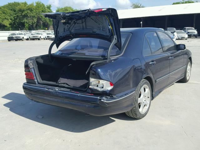 WDBJF65J11B392174 - 2001 MERCEDES-BENZ E 320 BLUE photo 4