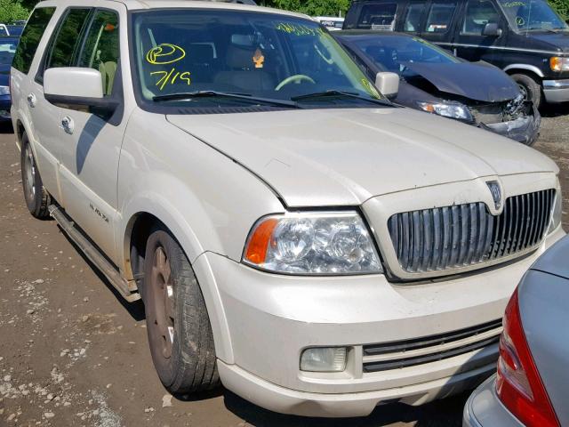 5LMFU28545LJ24460 - 2005 LINCOLN NAVIGATOR WHITE photo 1