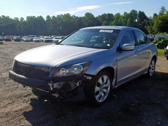 1HGCP3F87AA022582 - 2010 HONDA ACCORD EXL SILVER photo 2