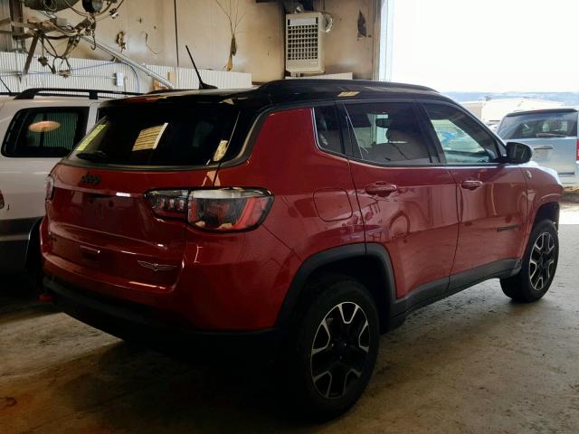 3C4NJDDBXKT597797 - 2019 JEEP COMPASS TR RED photo 4