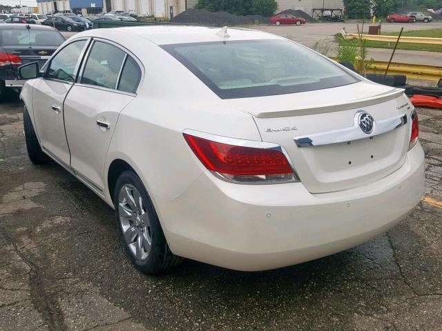 1G4GC5EG5AF197167 - 2010 BUICK LACROSSE C WHITE photo 3