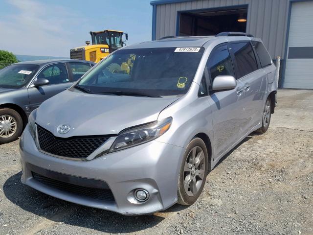 5TDXK3DC8FS571885 - 2015 TOYOTA SIENNA SPO SILVER photo 2