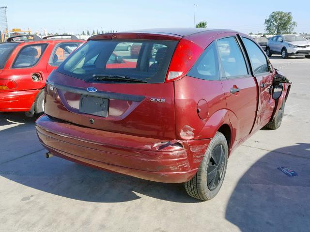 1FAFP37NX6W167891 - 2006 FORD FOCUS ZX5 BURGUNDY photo 4