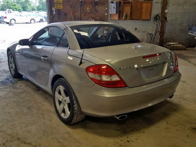 WDBWK54F68F179071 - 2008 MERCEDES-BENZ SLK 280 SILVER photo 3