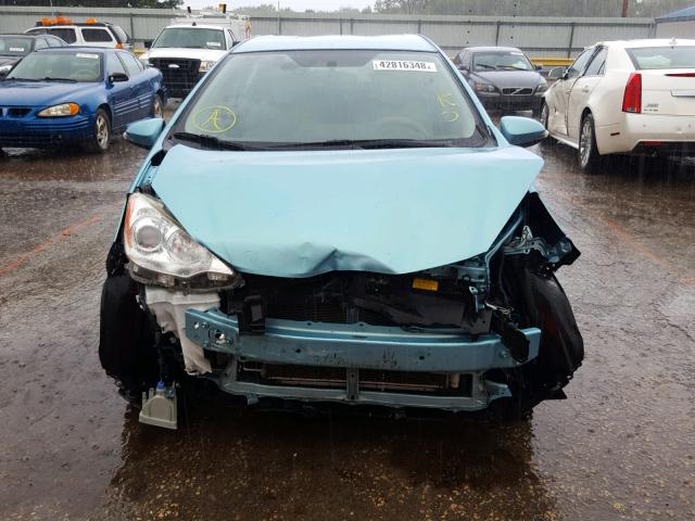 JTDKDTB31D1057586 - 2013 TOYOTA PRIUS C BLUE photo 9