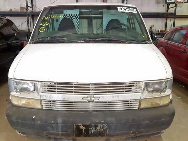 1GCDL19W9YB205032 - 2000 CHEVROLET ASTRO WHITE photo 9