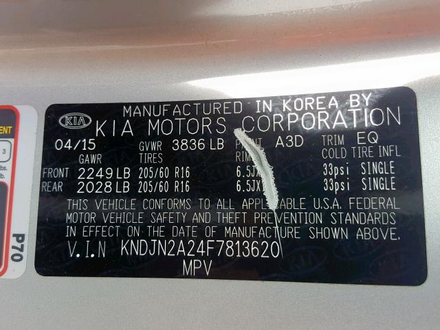 KNDJN2A24F7813620 - 2015 KIA SOUL SILVER photo 10