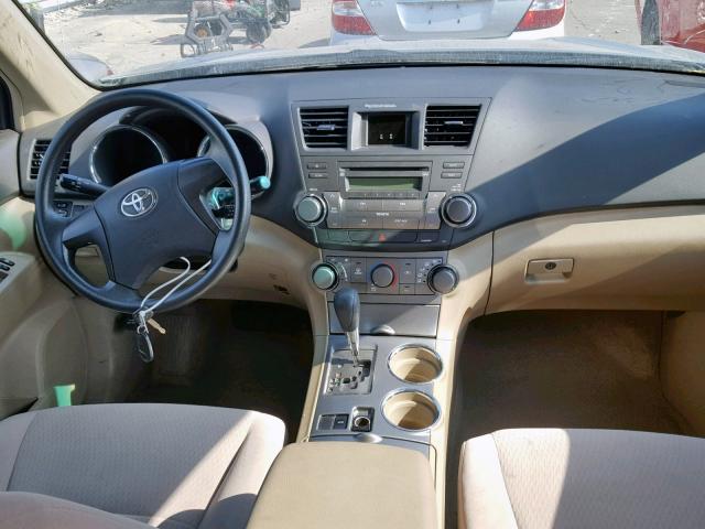 JTEDA41A092008352 - 2009 TOYOTA HIGHLANDER GREEN photo 9