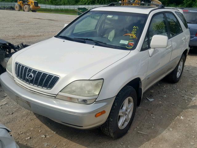 JTJHF10U910180250 - 2001 LEXUS RX 300 WHITE photo 2